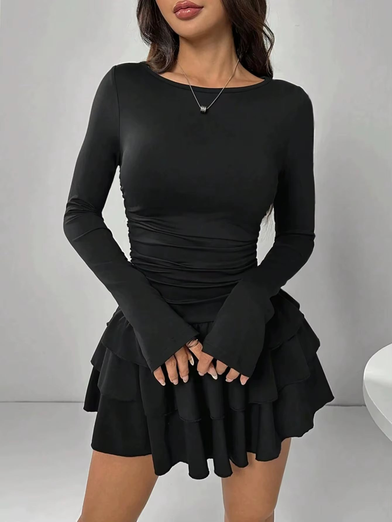 2025 New Fashion Solid Color Long Sleeve Ruched Bodycon Mini Dress Tiered Ruffle Hem Casual Short Dresses for Women
