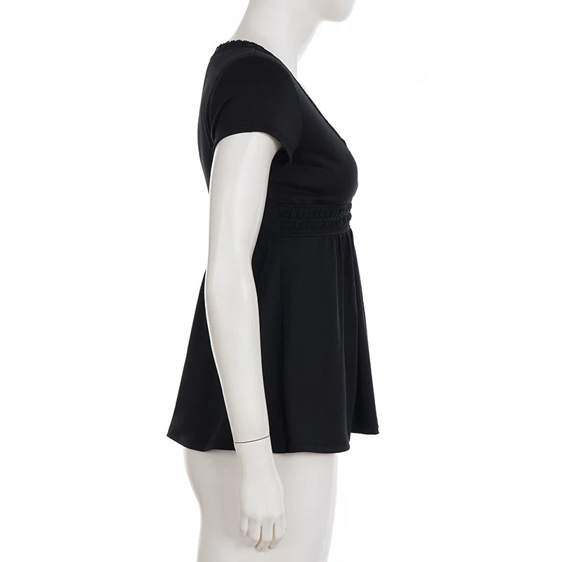 SUCHCUTE Black Lace Patchwork V-Neck Short Sleeve Tees for Women All Match Solid Basic Tops Summer Outfits Y2K T-Shirt Casual